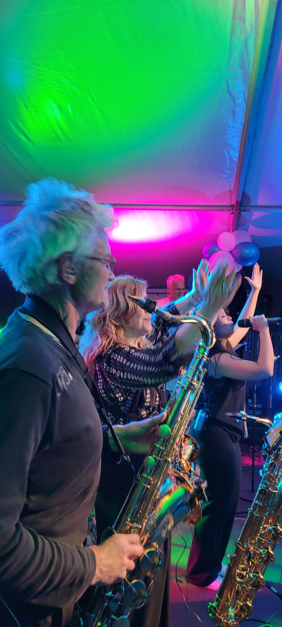 Feest Hellen & Aart - Saxy Wim

